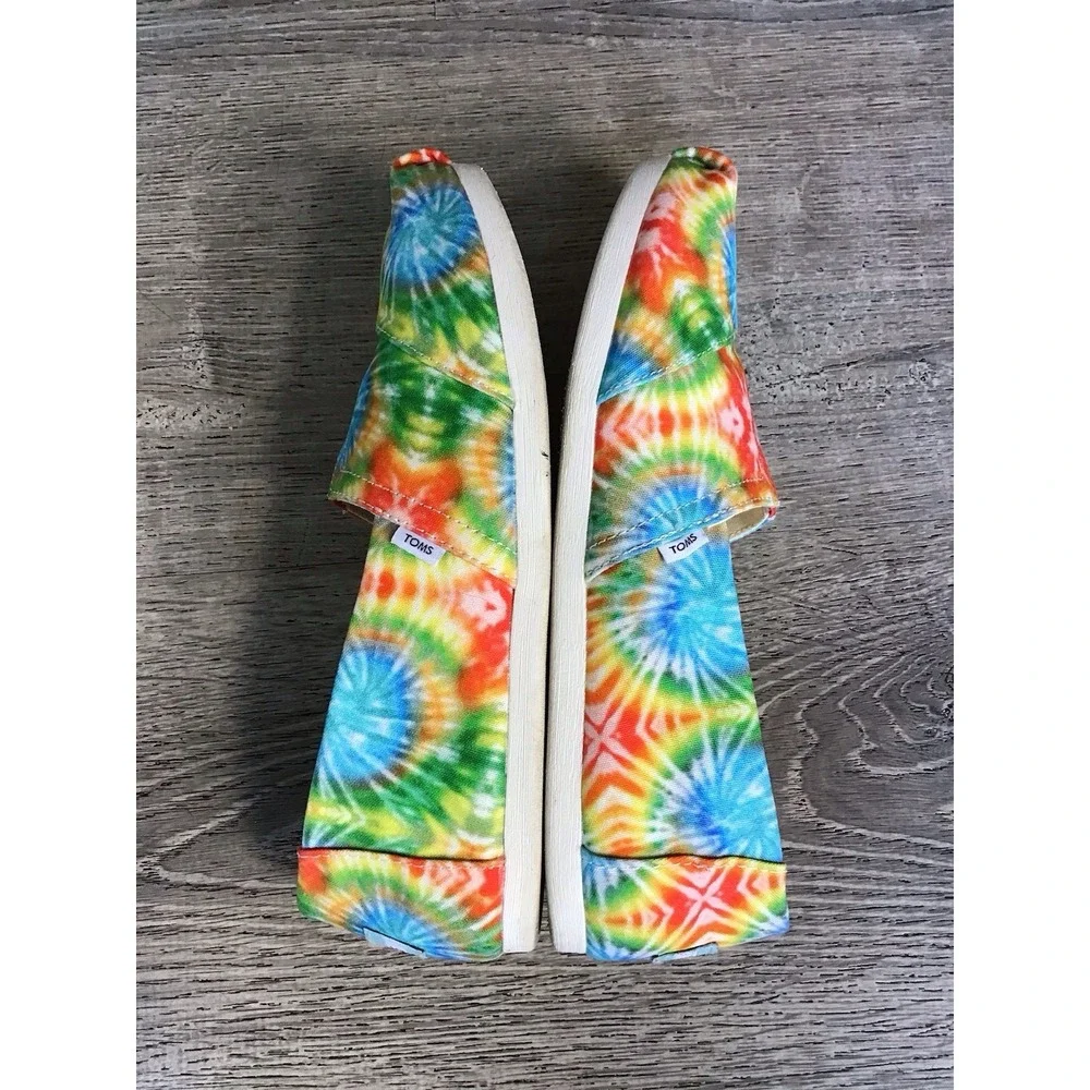Toms Classic Alpargatas Womens Size 8.5 Slip on CANVAS Shoes Flats Tie Dye